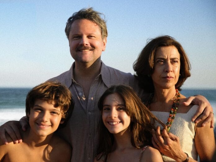 Walter Salles dirige Ainda Estou Aqui