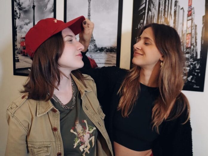 A série Entre Nós já possui mais de 28 milhões de visualizações