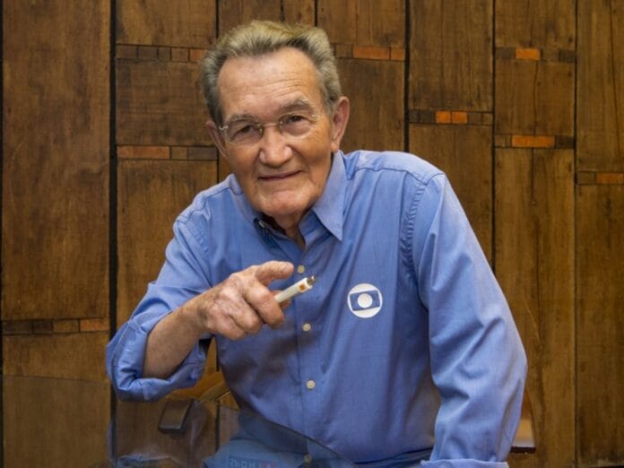 Léo Batista estava com um tumor no pâncreas