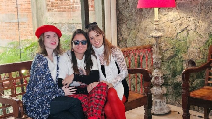 Foto da equipe da série Entre Nós