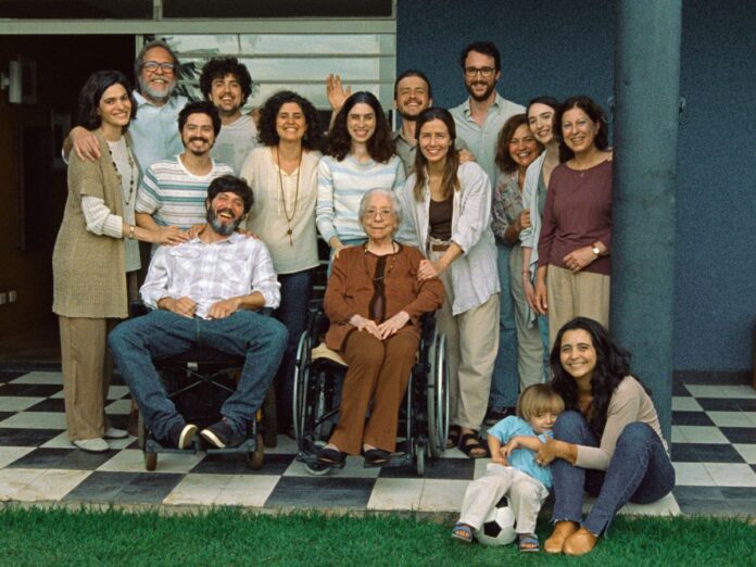 Nomeação de Ainda Estou Aqui ao Oscar 2025 de Melhor Filme é inédita para o Brasil