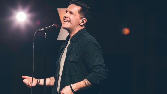 Pedro Mariano é reconhecido como um dos grandes intérpretes da música brasileira.