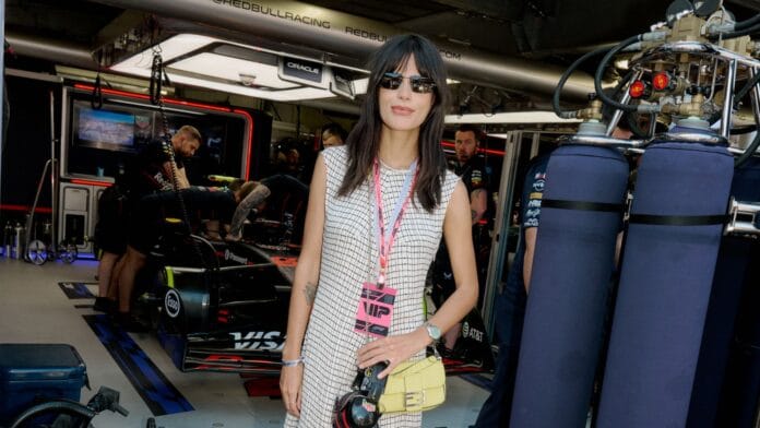 Anttónia esteve na fórmula 1 de Mônaco