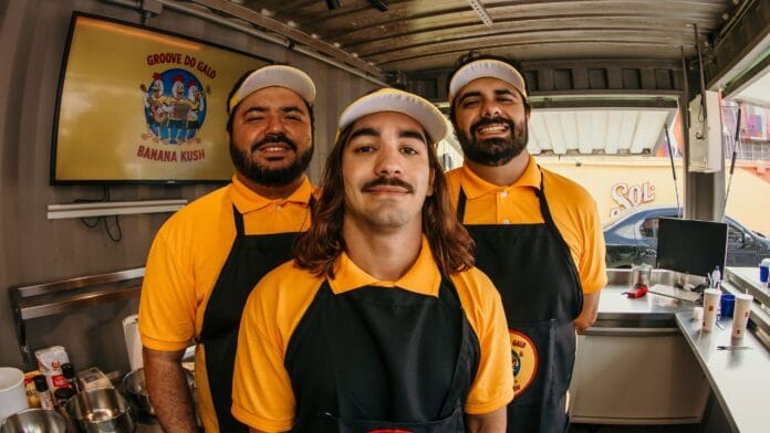 Em entrevista, a banda Banana Kush revela detalhes sobre novo single