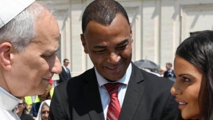 ex-jogador-cafu-se-encontra-com-papa-leao-quatorze Cafu, ex-jogador e campeão mundial de futebol, teve um encontro especial com o Papa Leao 14 nesta semana