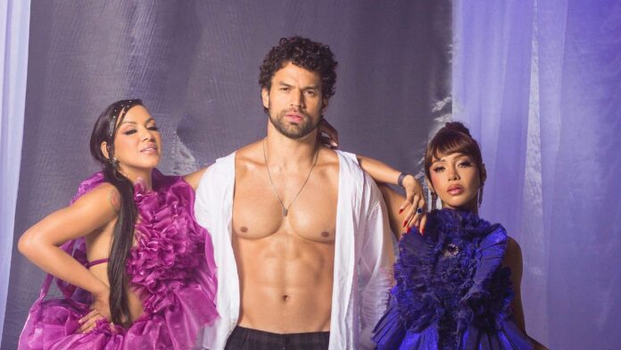 Viviane Batidão se une a Suanny Batidão em 