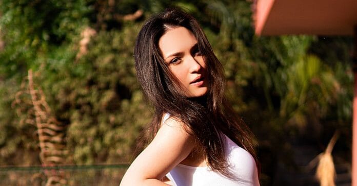 A atriz Luísa Locher dá mais um passo importante em sua carreira e estreia em um novo papel no universo cinematográfico