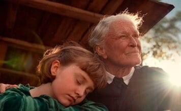 “Memórias de um Verão”, com Glenn Close, ganha pôster e data no Brasil 'Memórias de um Verão', com Glenn Close, estreia nos cinemas em 27 de novembro